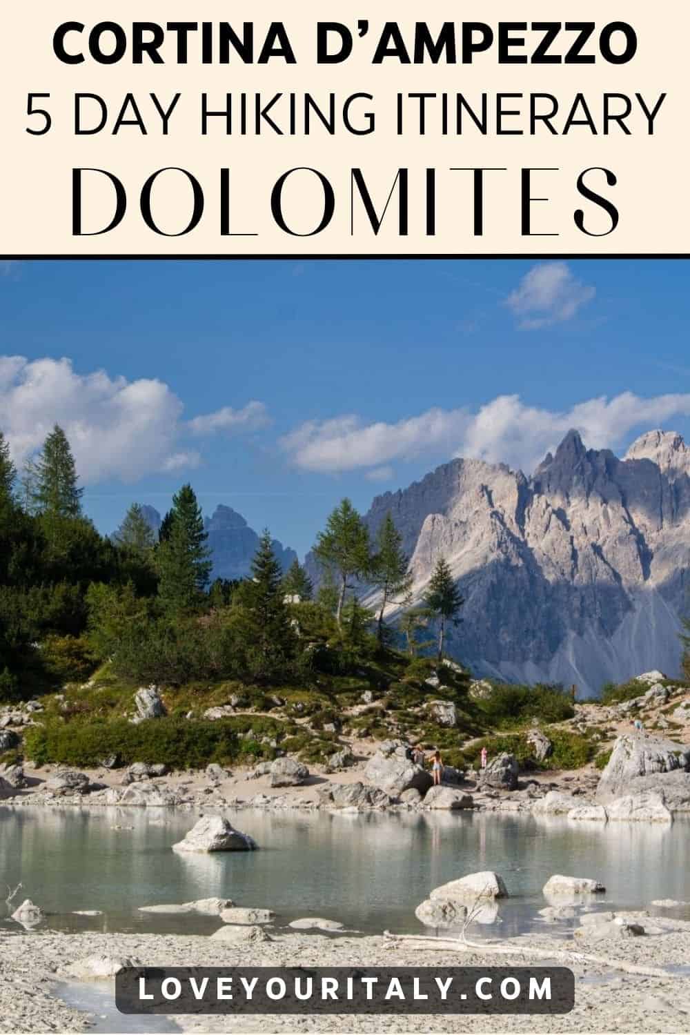 Easy Dolomites Hiking Itinerary: 5 days in Cortina d’Ampezzo 45 Dolomites Hiking Itinerary | Would you like to do some hiking in the Dolomites? Here's a great starter itinerary for 5 days of hiking and exploring the Dolomites around Cortina d'Ampezzo! | Dolomites hiking trip | summer | trails